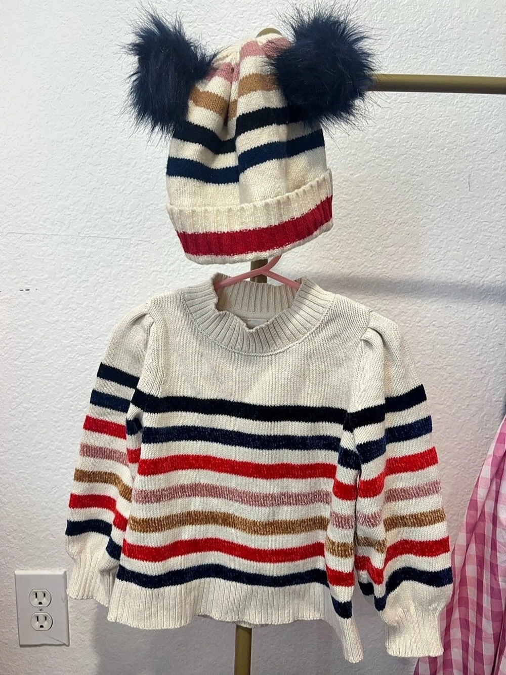 GAP Striped Knit Sweater & Pom-Pom Hat Girls Size 4